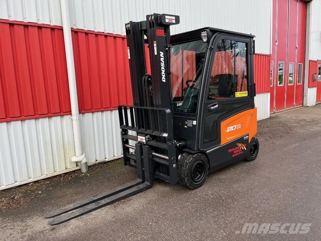 Doosan B 20 X-7 電動堆高機