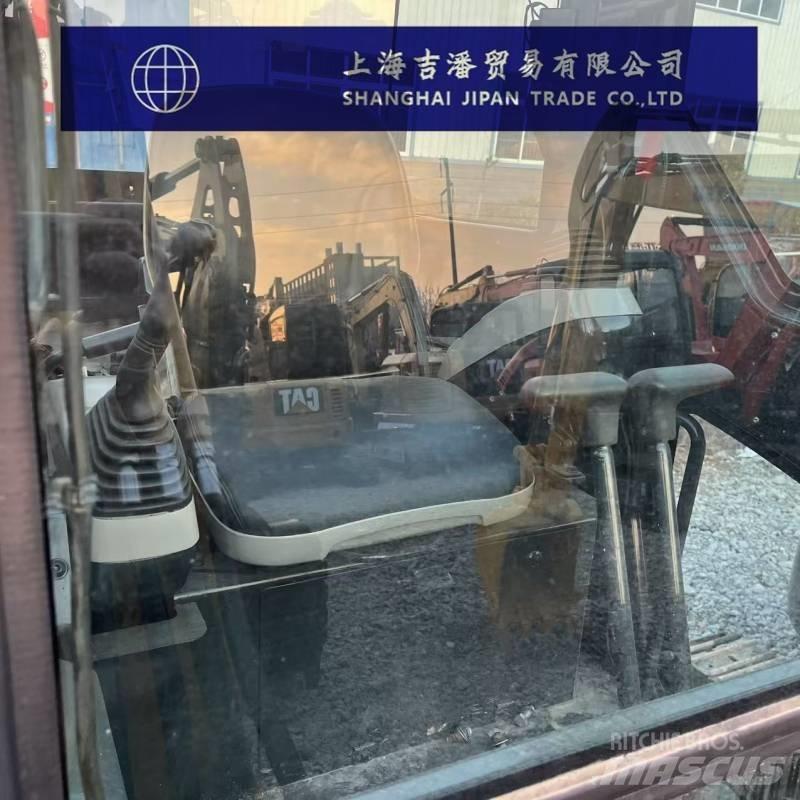 Komatsu PC 40 MR 小型挖土機/掘鑿機<7t(小型挖掘機)