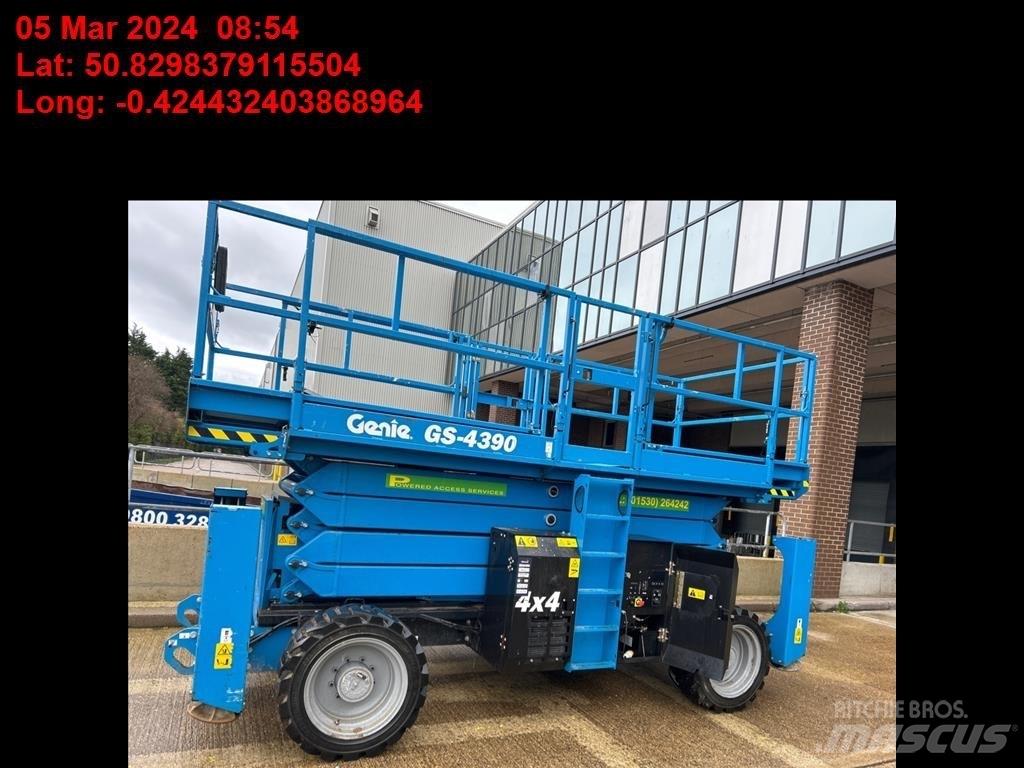 Genie GS 4390 剪式升降機