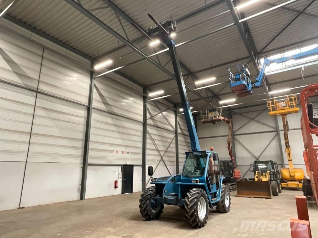 Merlo P 34.7 伸縮臂操作車