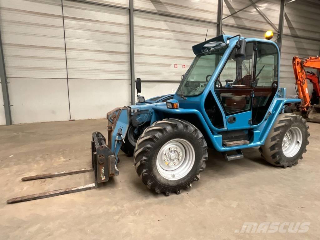 Merlo P 34.7 伸縮臂操作車
