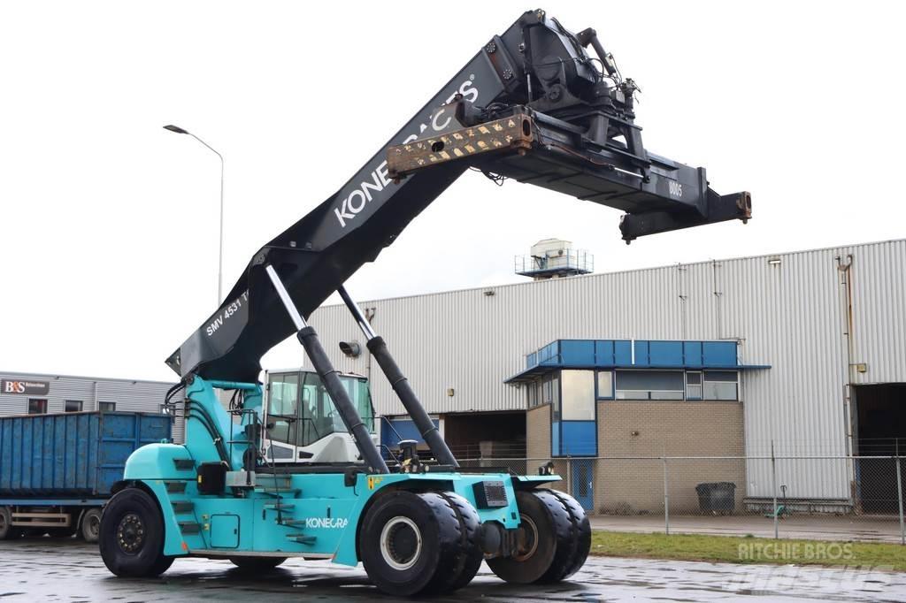 Konecranes 4531TC5 前伸型堆積機