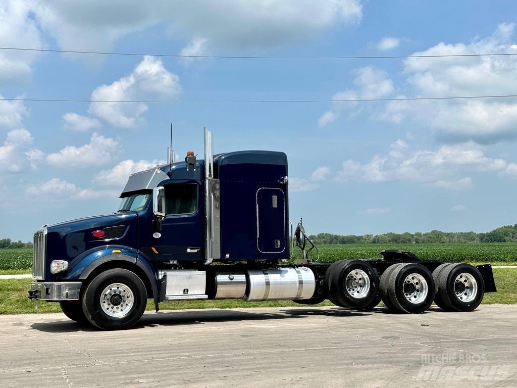 Peterbilt 567 曳引機組件