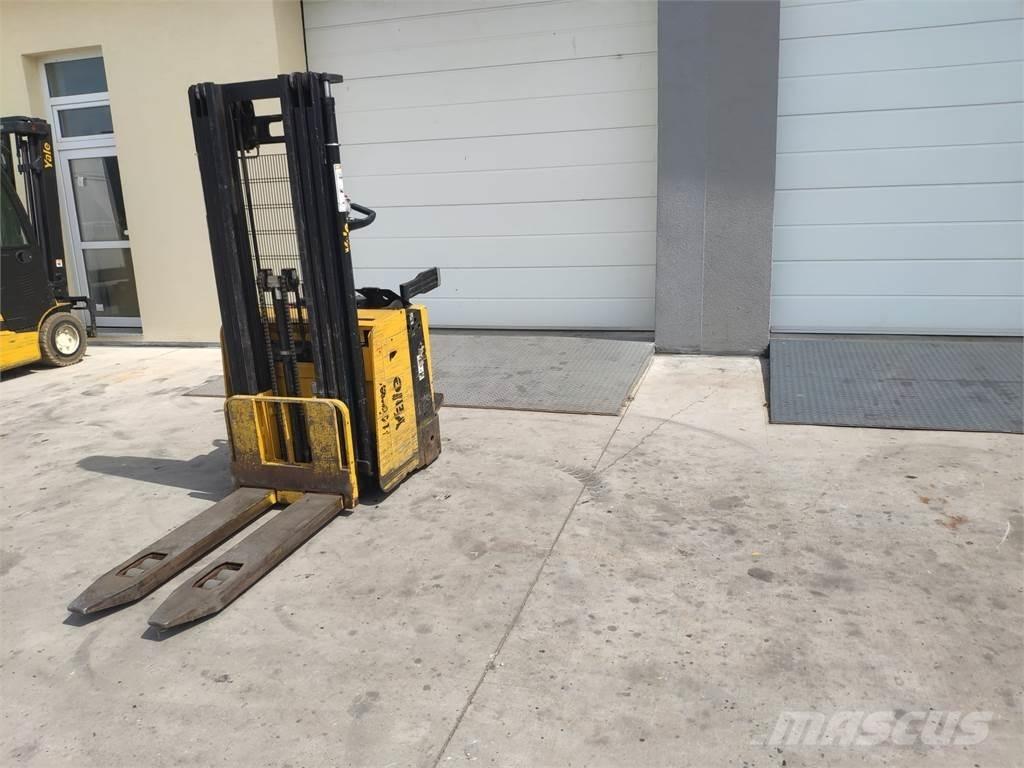 Yale MS15X IL 行走控制式堆積機