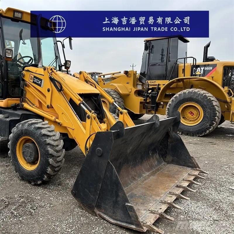 JCB 3 CX 輪胎式裝載機