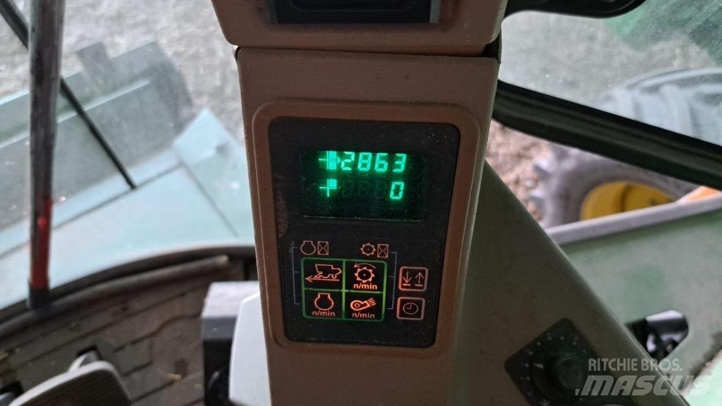 John Deere 2256 聯合收穫機
