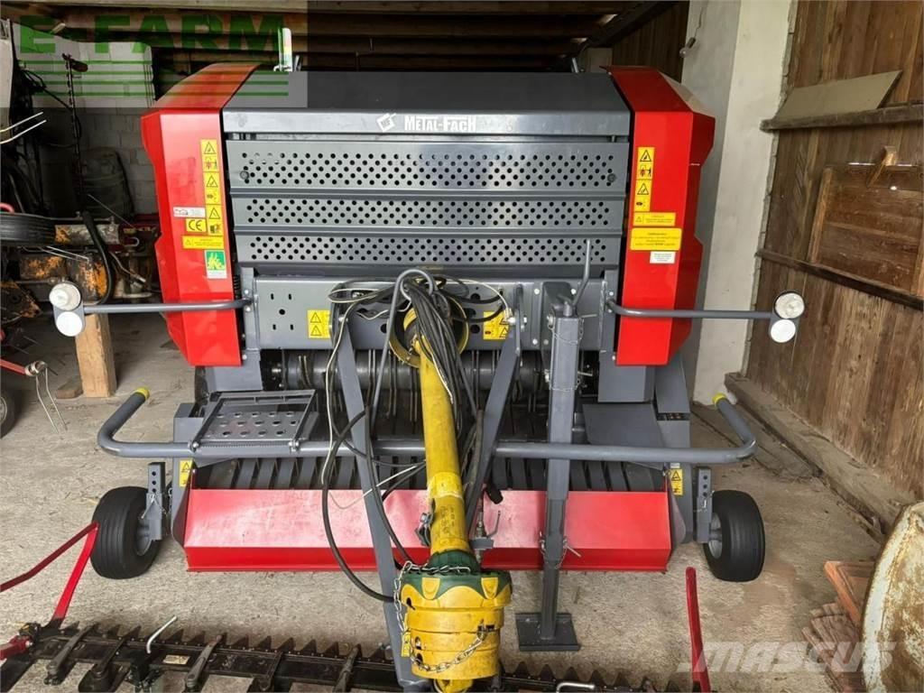 Metal-Fach Z562RN 方形打捆機