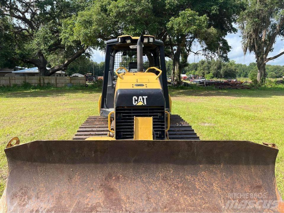 CAT D 3 K 2 LGP 履帶推土機