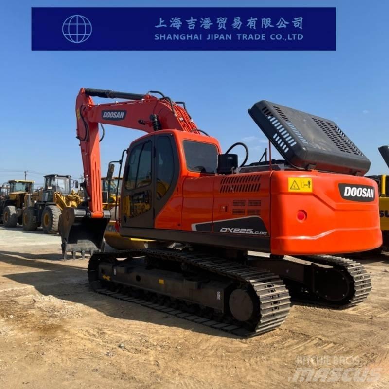 Doosan DX 225 履帶式 挖土機/掘鑿機/挖掘機