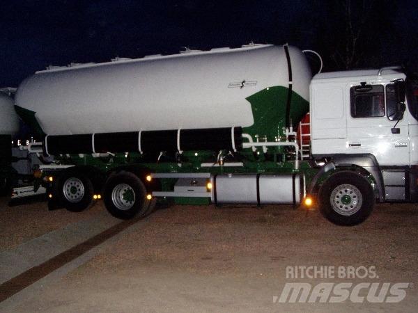 MAN 26.343 6x2 運油車