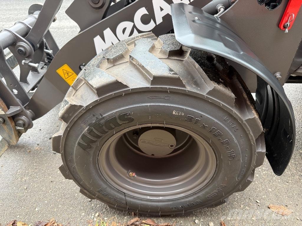 Mecalac MCL 6+ 小型裝載機