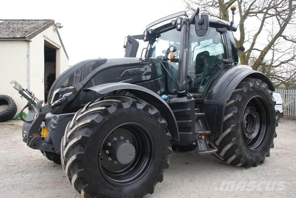 Valtra T 255 Versu 曳引機