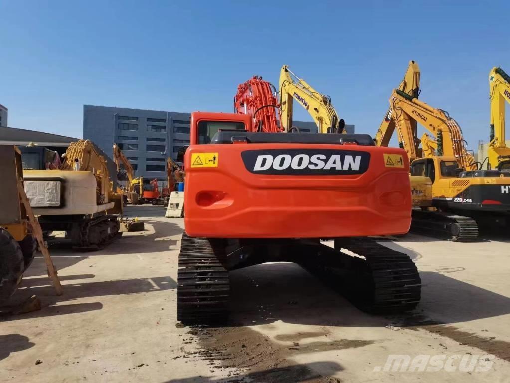 Doosan DX 225 履帶式 挖土機/掘鑿機/挖掘機