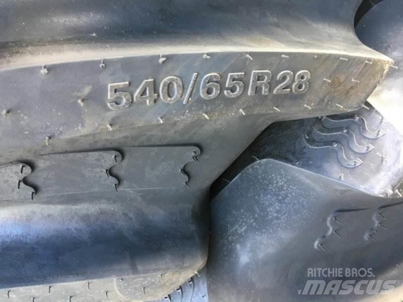 BKT 540/65 R 28 輪胎、車輪和輪圈