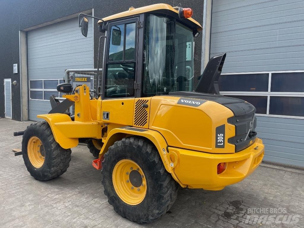 Volvo L30G 小型裝載機