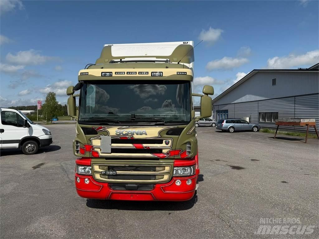 Scania P320 4x2 貨箱式卡車