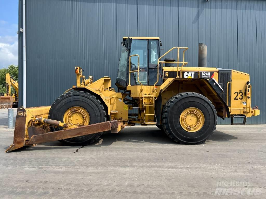 CAT 824 H 輪式推土機