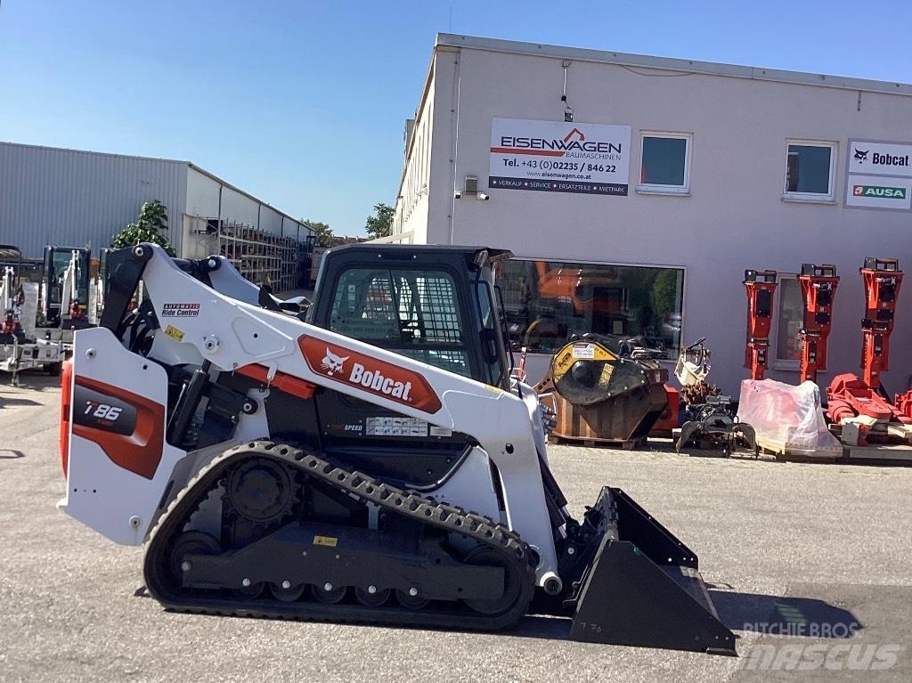 Bobcat T86 滑移轉向裝載機
