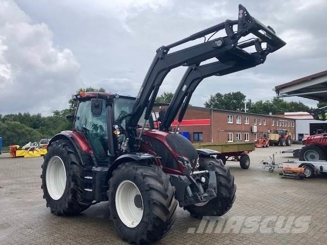 Valtra N155 Active 曳引機