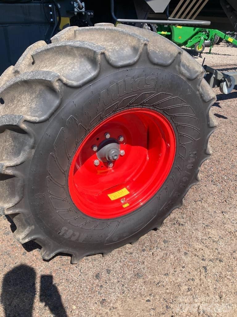 Fendt 5335 C 聯合收穫機