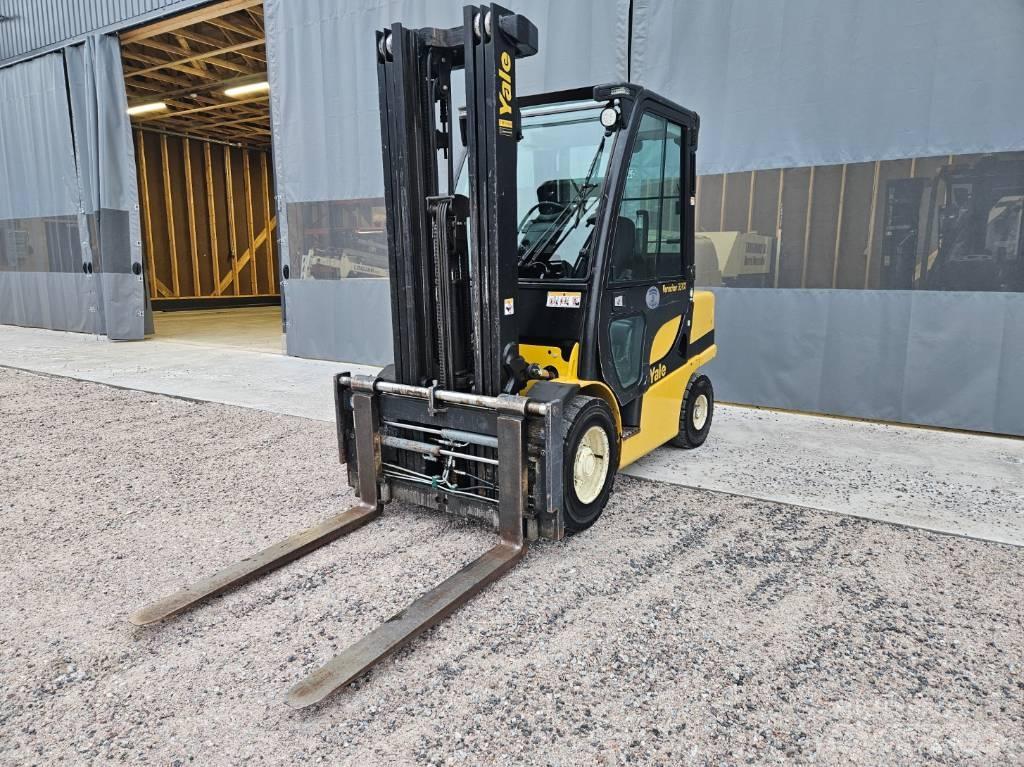 Yale GDP 35 VX 柴油卡車