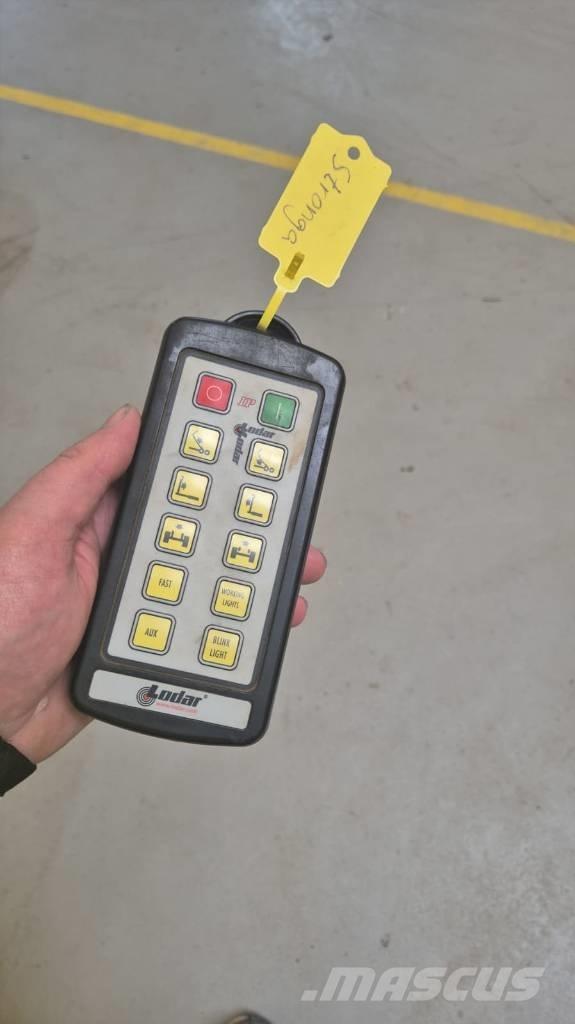 Stronga HL210ST 吊鉤式拖車