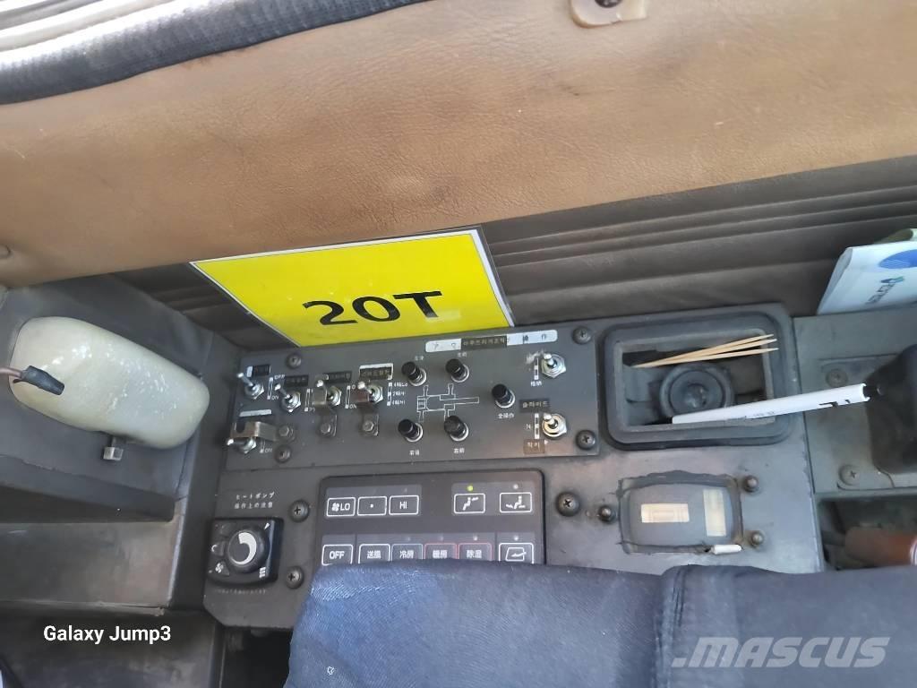 Tadano TR 250 M 越野起重機