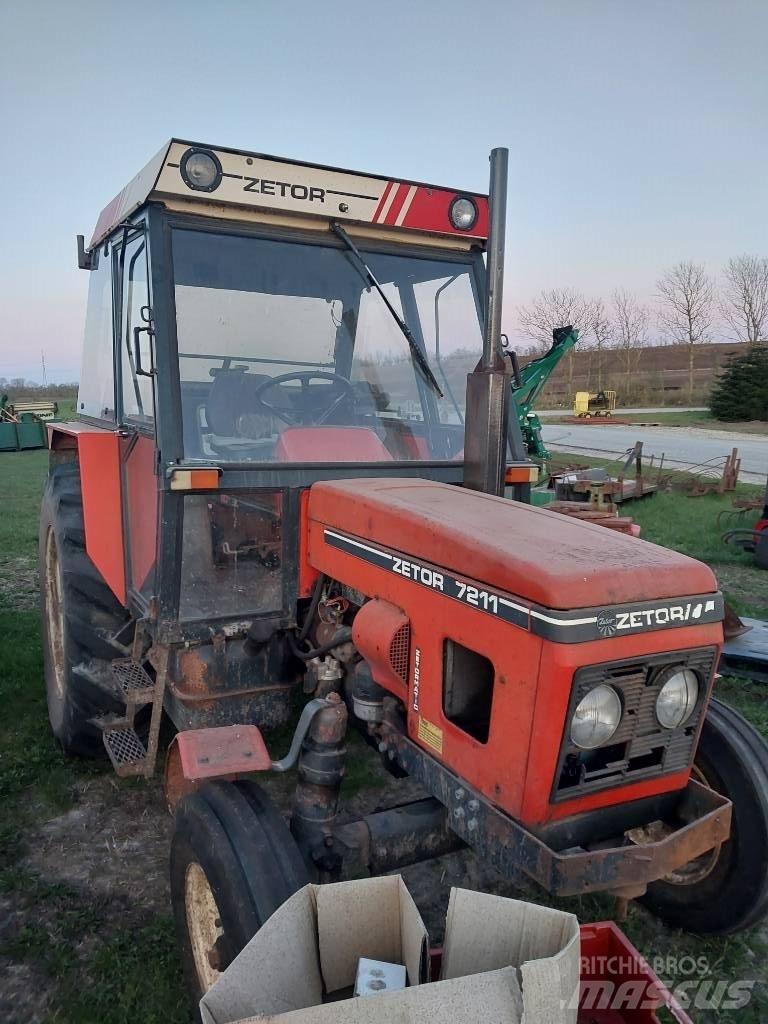 Zetor 7211 曳引機