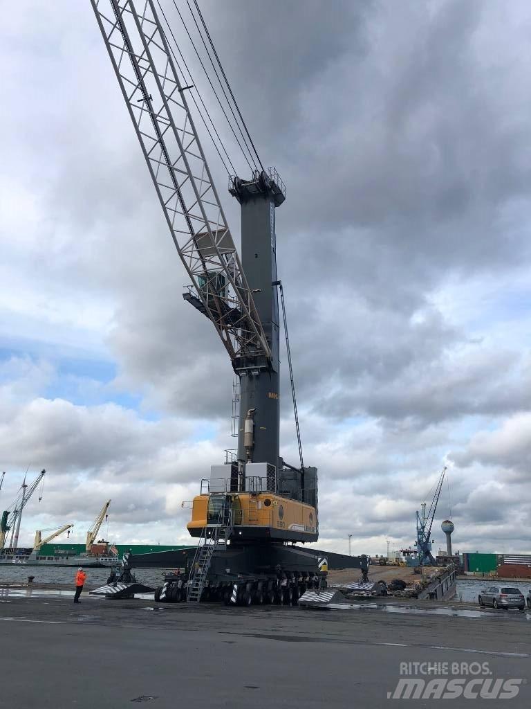 Liebherr LHM550 海港型起重機