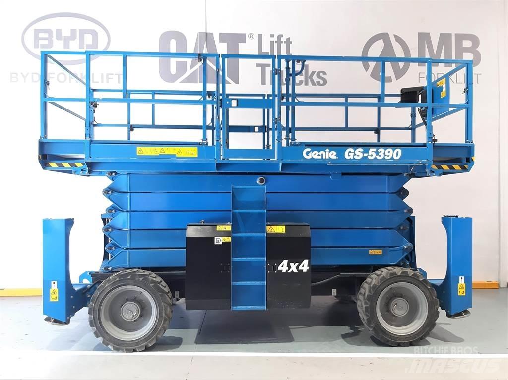 Genie GS5390RT 剪式升降機
