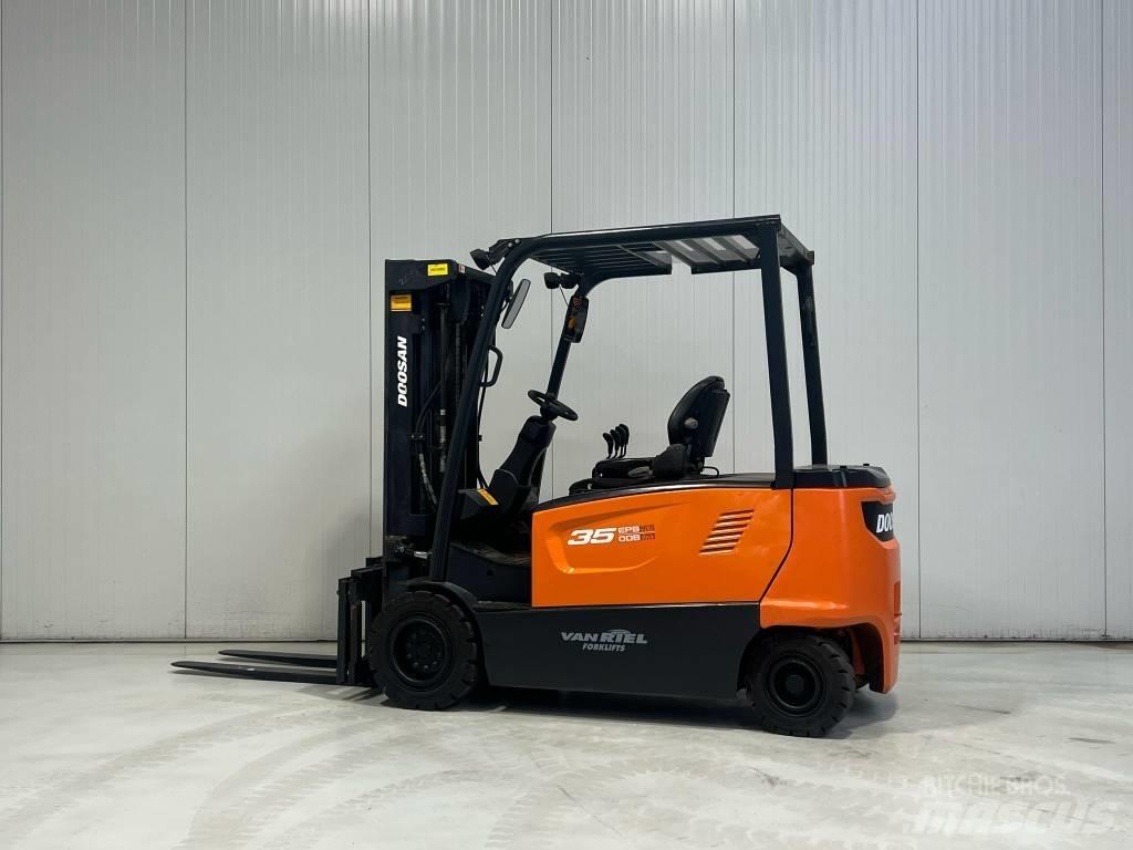 Doosan B35X-7 電動堆高機