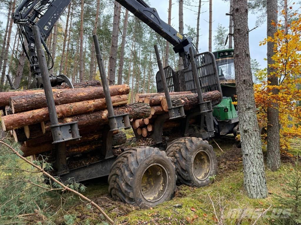 John Deere 1010 E 集運機
