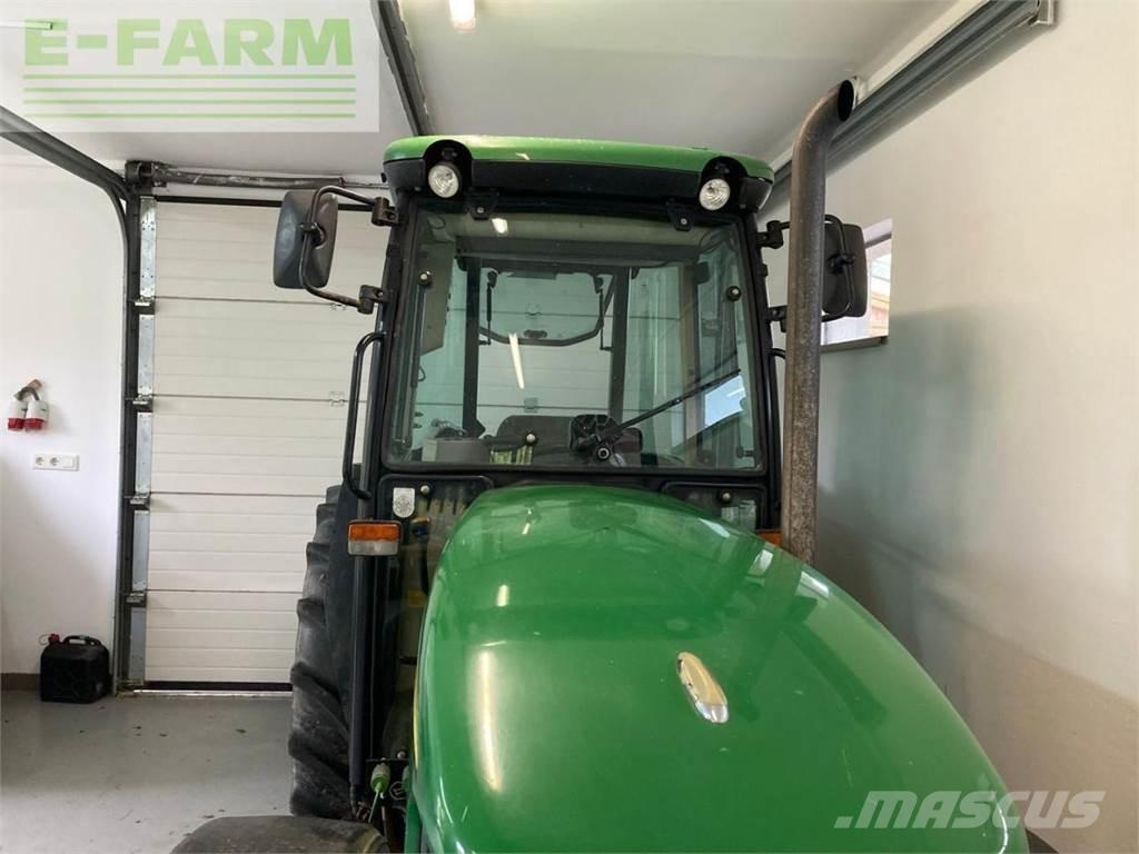 John Deere 5515F 曳引機