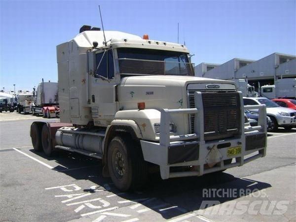 Freightliner FL112 曳引機組件