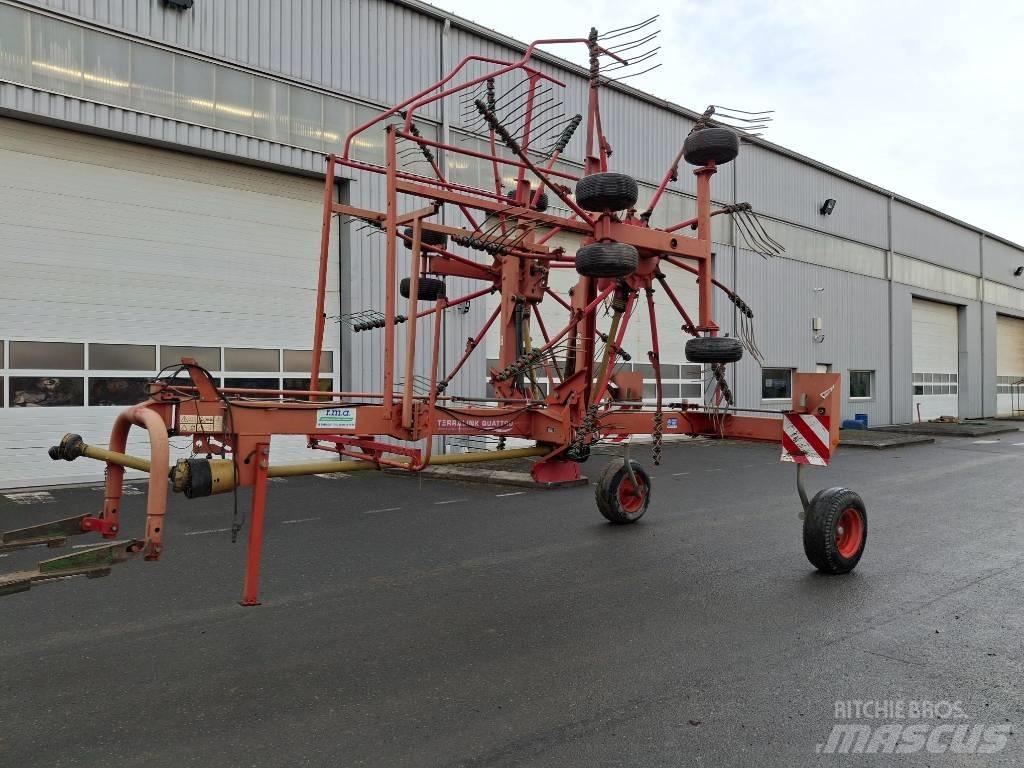 Fella TS 1402 堆草機