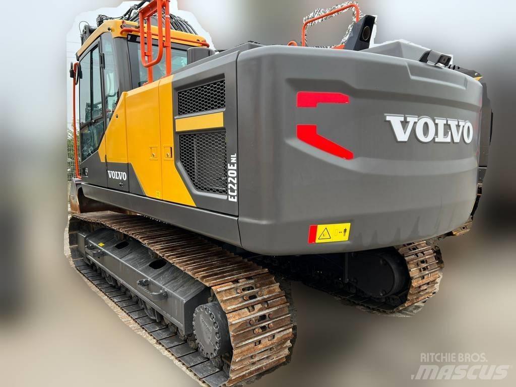 Volvo EC 220 E 履帶式 挖土機/掘鑿機/挖掘機