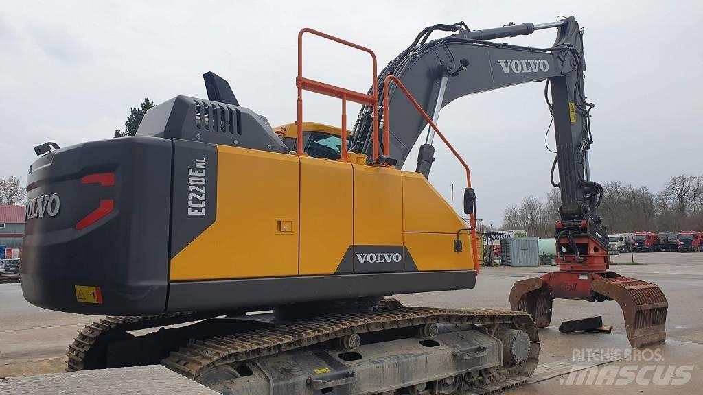 Volvo EC 220 E 履帶式 挖土機/掘鑿機/挖掘機