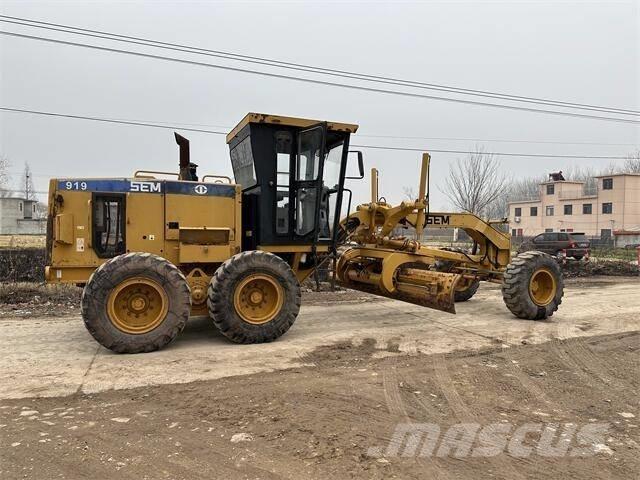 SEM 919 輪式推土機