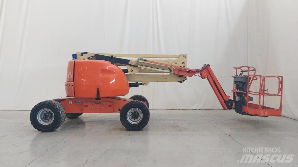 JLG 450 AJ 曲臂高空作業車