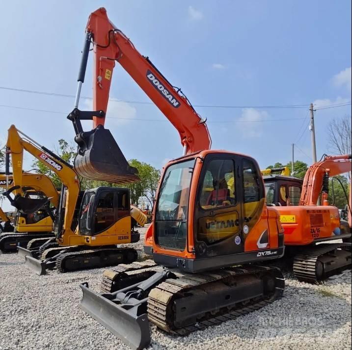 Doosan DX75-9C 中型挖土機/掘鑿機/挖掘機 7t-12t