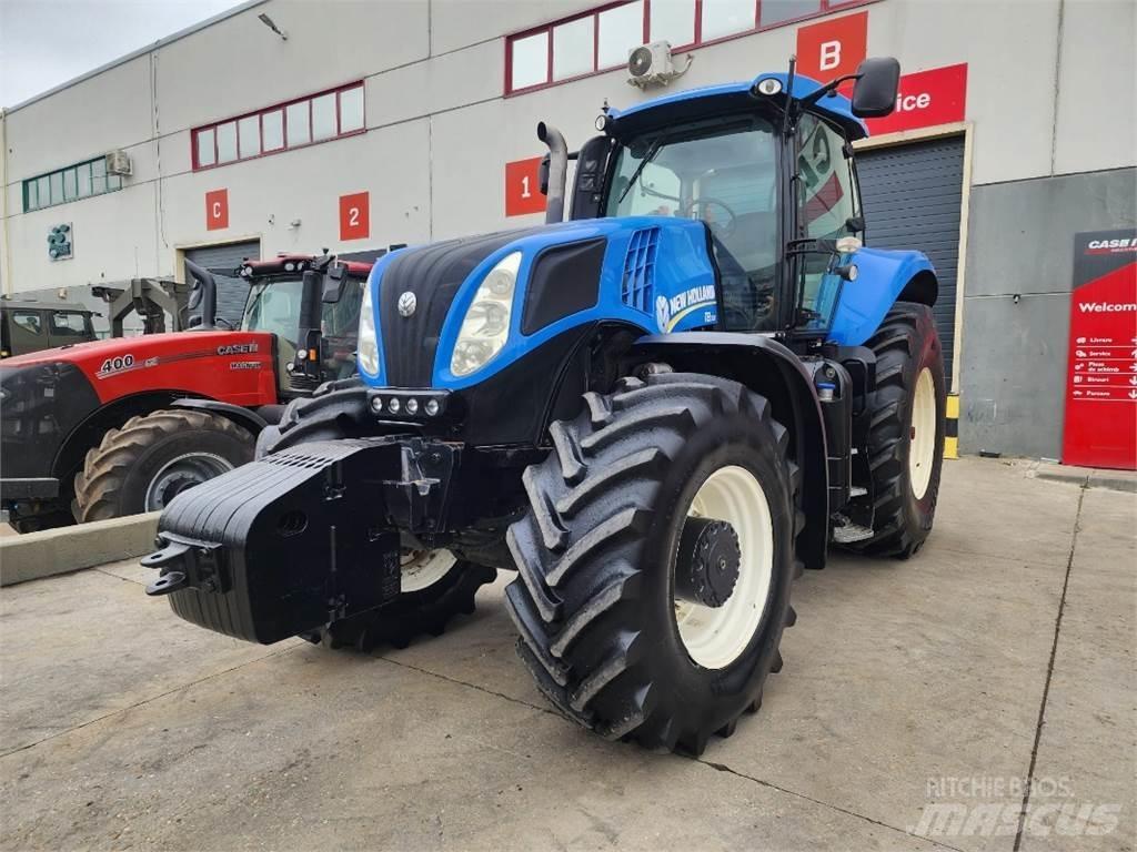 New Holland T8.300 曳引機