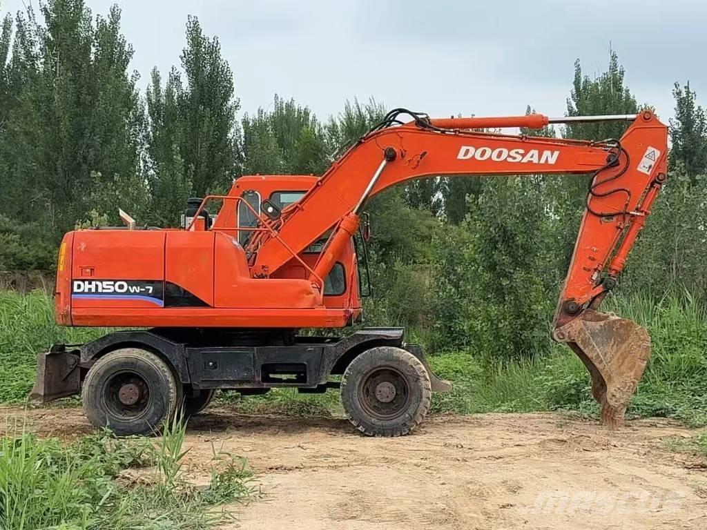 Doosan DH 150 W-7 旋轉式挖土機/掘鑿機/挖掘機