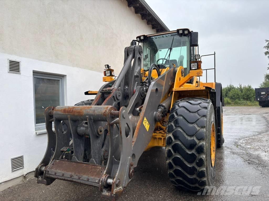 Volvo Radlader L180F 輪胎式裝載機