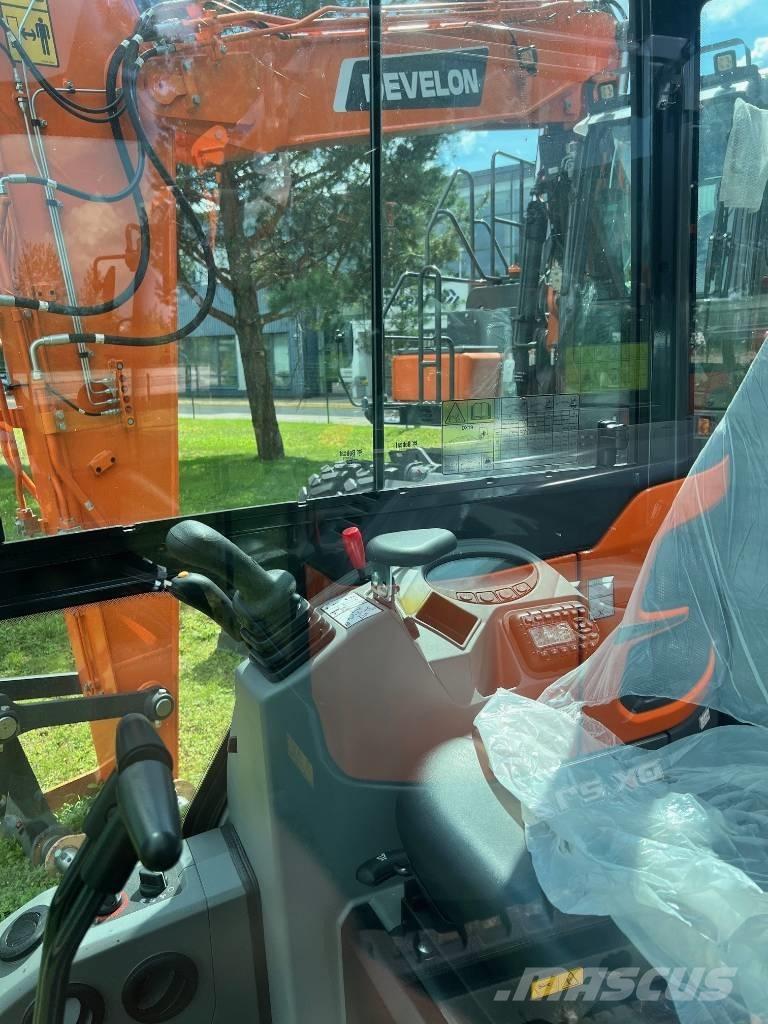 Doosan DX 19 履帶式 挖土機/掘鑿機/挖掘機