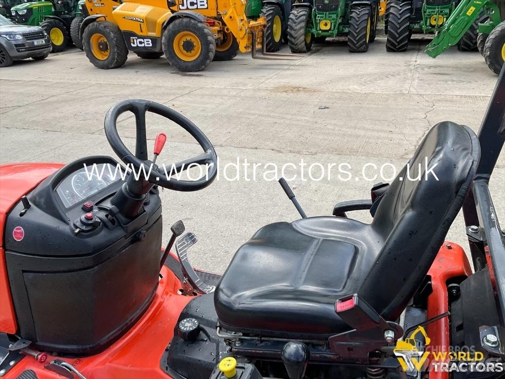 Kubota G261 騎乘式割草機