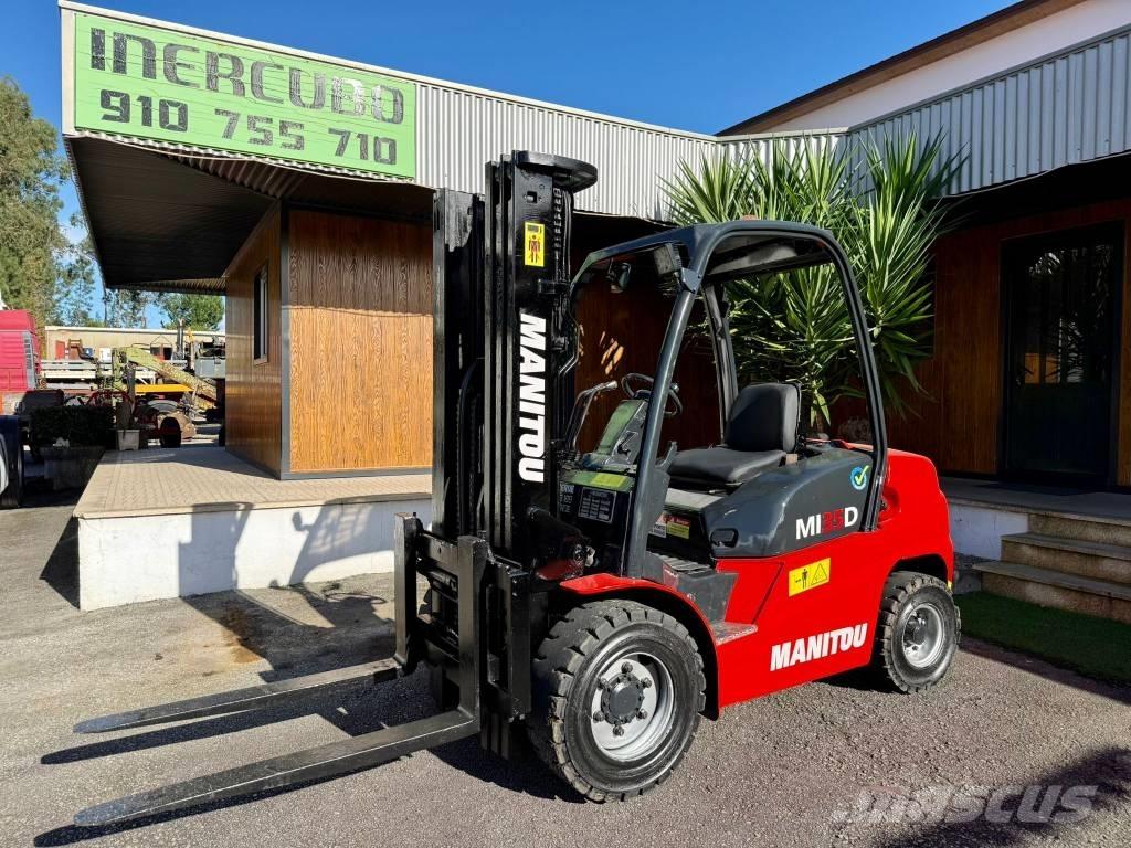 Manitou MI 35 D 柴油卡車