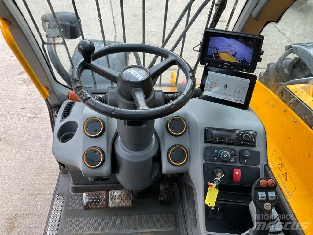 JCB 532-70 農業用伸縮臂裝載機