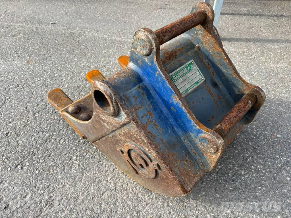 Kubota U 10-3 小型挖土機/掘鑿機<7t(小型挖掘機)