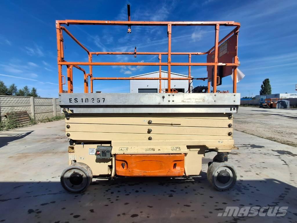 JLG 3246ES 剪式升降機