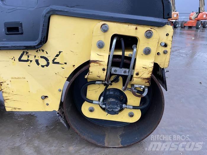 Bomag BW 80 AD-5 雙輪滾壓機